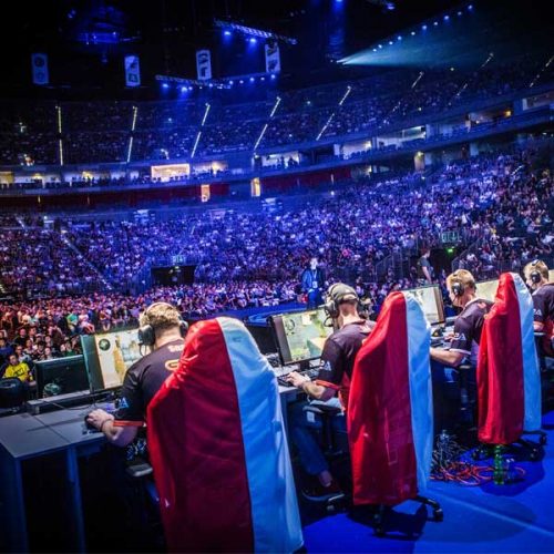 Esport là gì? Esport mang đến những gì cho chúng ta?